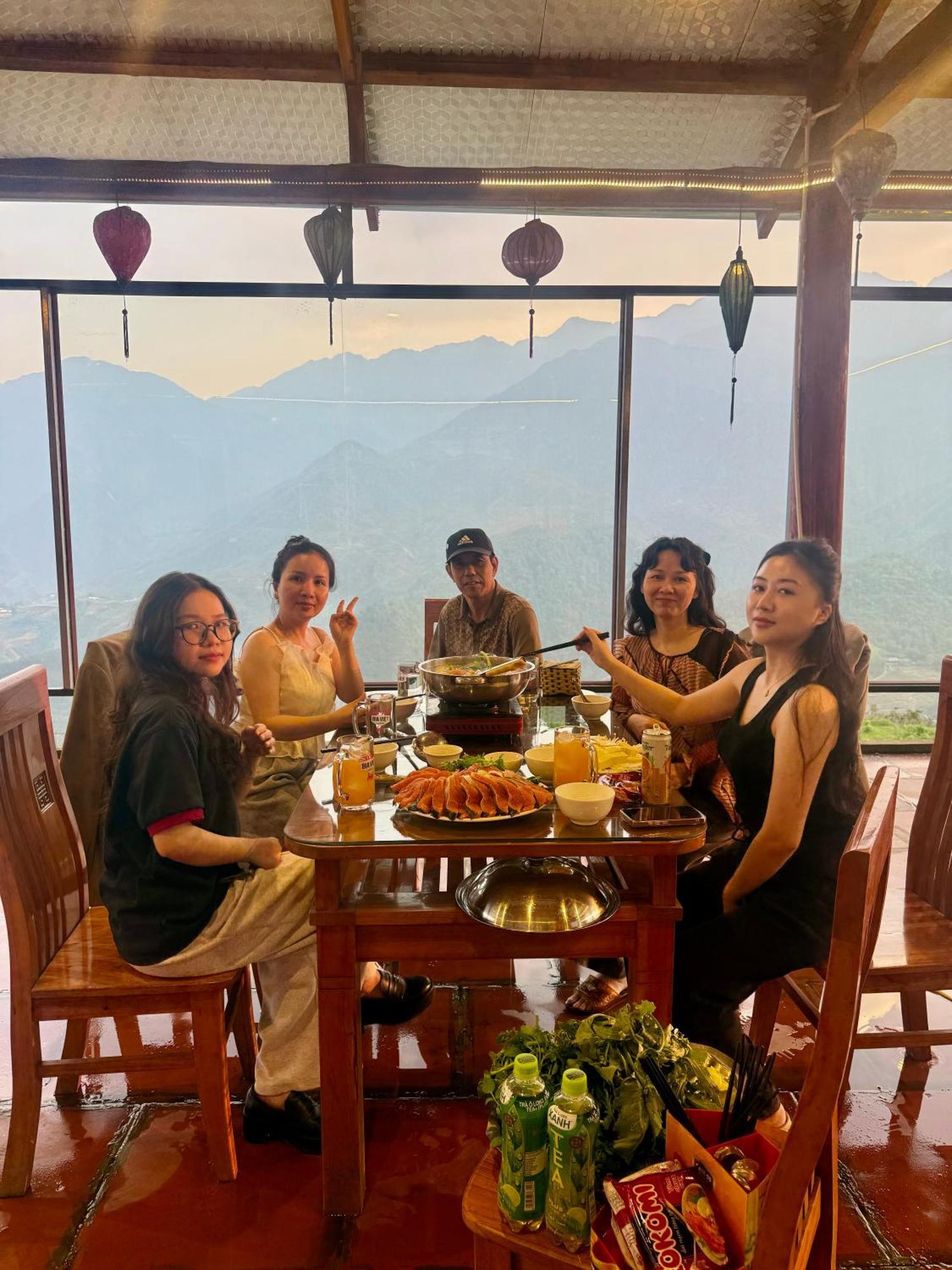 Homestay Thach Gia Trang Sapa Zewnętrze zdjęcie